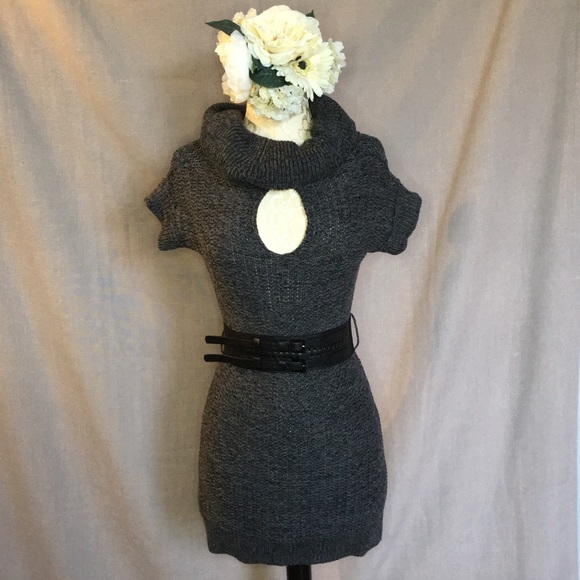 Guess Dark Grey Short Sleeve Tunic Sweater w/ Belt - Picture 4 of 8